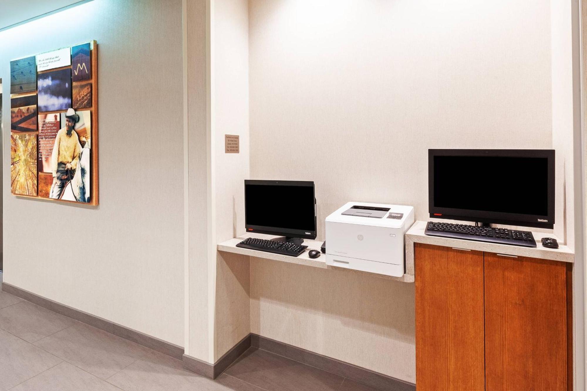 Fairfield Inn & Suites By Marriott Liberal Exteriör bild