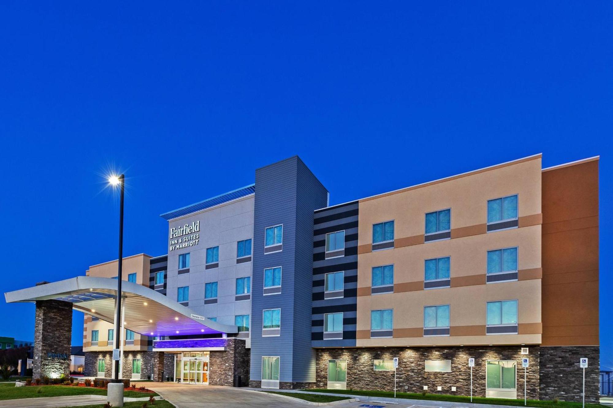 Fairfield Inn & Suites By Marriott Liberal Exteriör bild